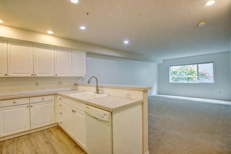 12034 15th Avenue NE 208