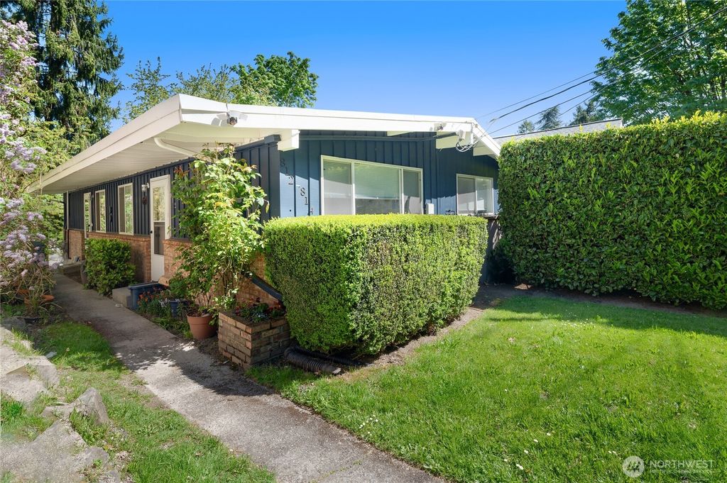 Photo of 812 N 59th Street, Seattle, WA 98103 (MLS # 2369785)