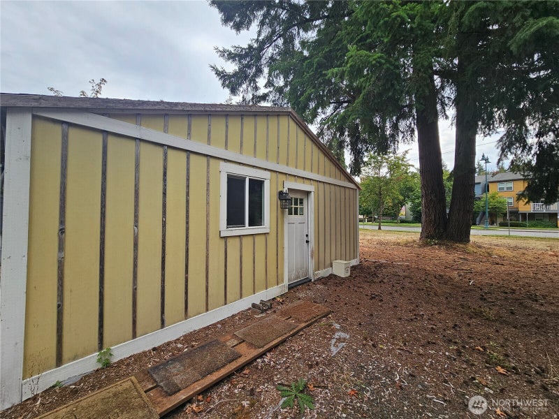 7143 Littlerock Road SW