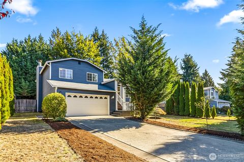 Photo of 12507 NE 107th Pl Pl, Kirkland, WA 98033 (MLS # 2445350)