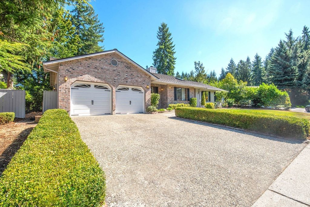 Photo of 13925 25th Avenue SE, Mill Creek, WA 98012 (MLS # 2163204)