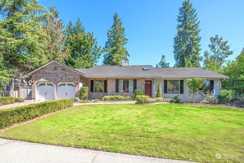Photo of 13925 25th Avenue SE, Mill Creek, WA 98012 (MLS # 2163204)