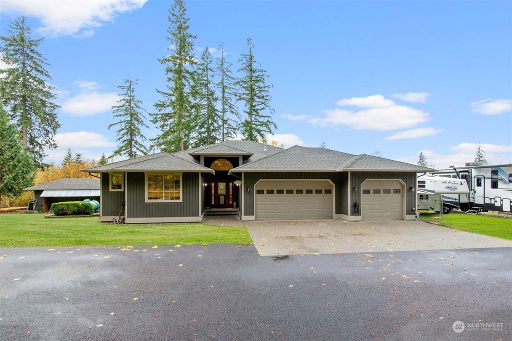 Photo of 1613 167th Avenue SE, Snohomish, WA 98290 (MLS # 2178629)