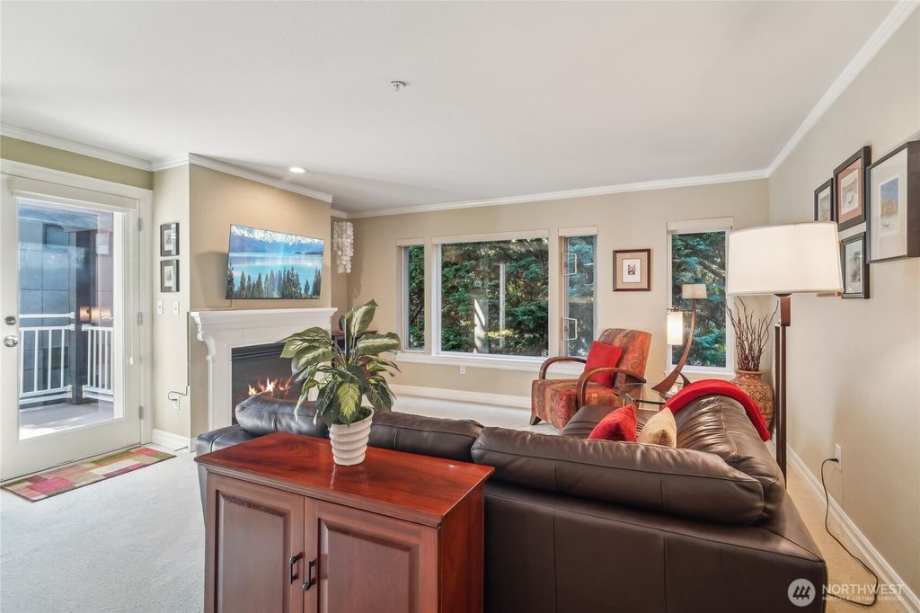 Photo of 215 20th Avenue E #305, Seattle, WA 98112 (MLS # 2370497)
