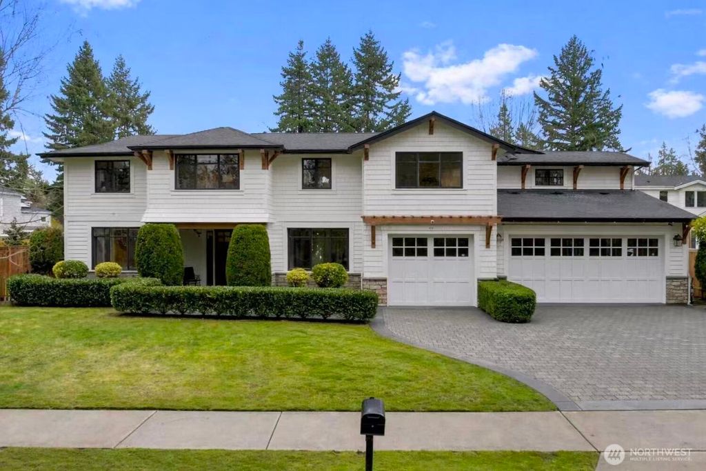 Photo of 5422 106th Avenue NE, Kirkland, WA 98033 (MLS # 2493421)