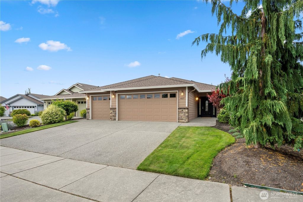 Photo of 4127 146th Place SE, Snohomish, WA 98296 (MLS # 2548189)