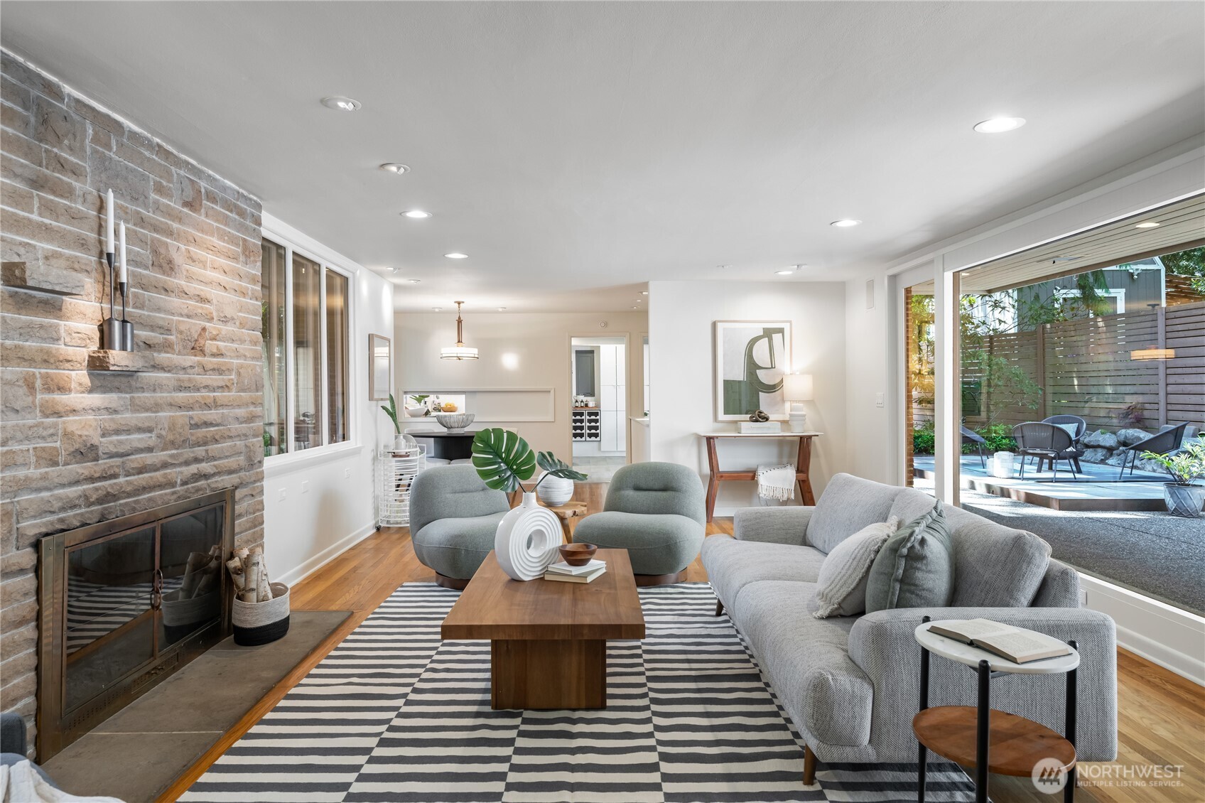 1207 NE 140th Street