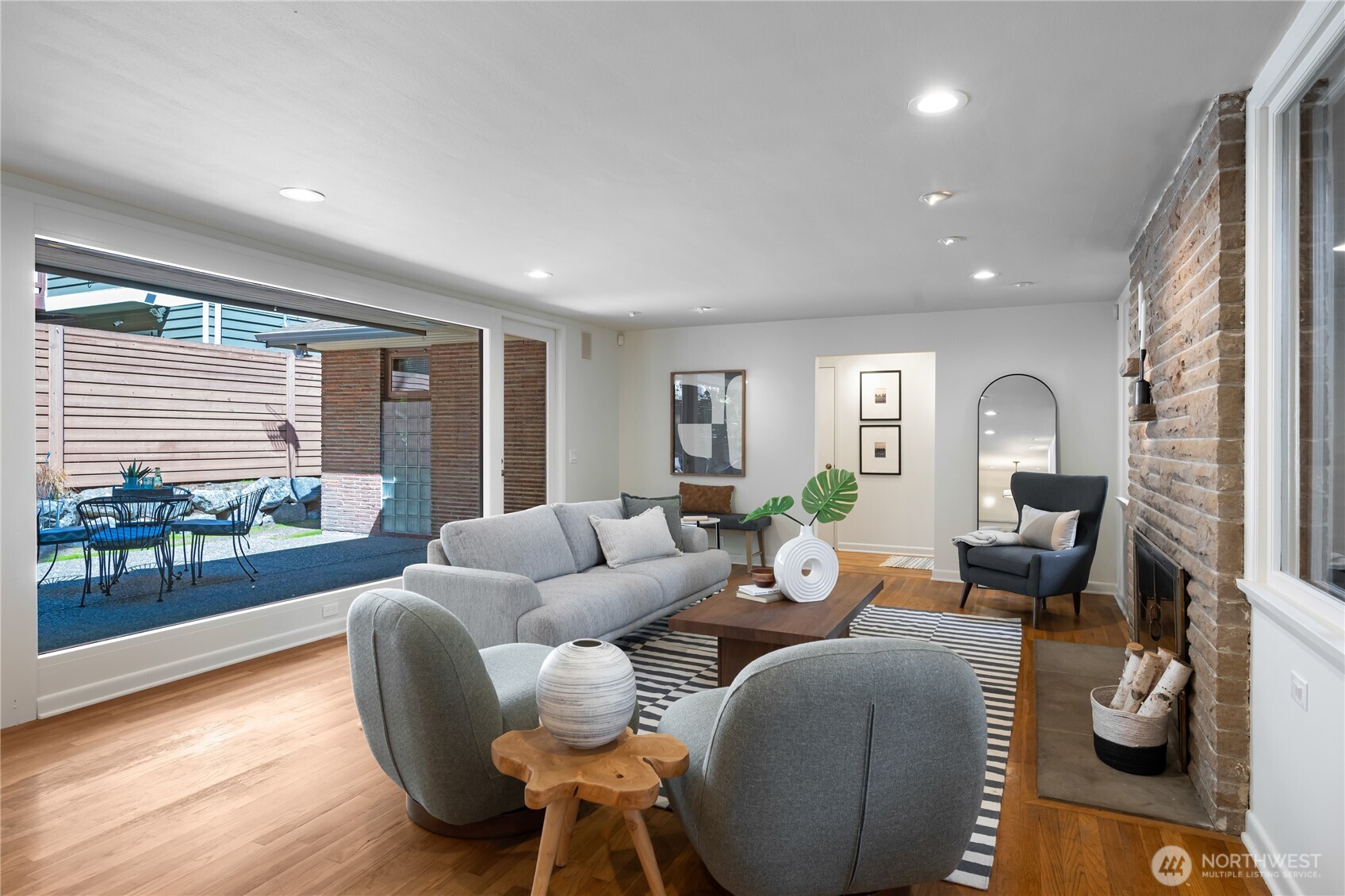 1207 NE 140th Street