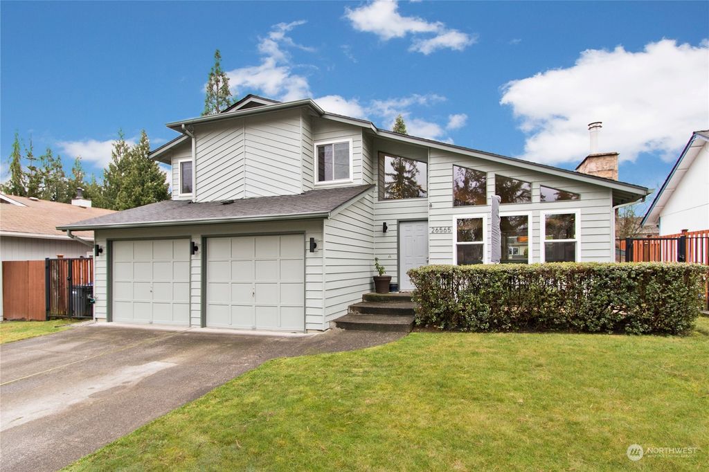 Photo of 26565 221 Place SE, Maple Valley, WA 98038 (MLS # 2026632)