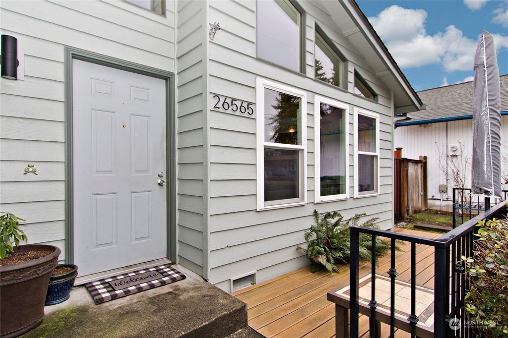 Photo of 26565 221 Place SE, Maple Valley, WA 98038 (MLS # 2026632)