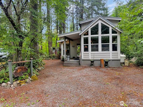 Photo of 77 4 Christmas Tree Circle, Deming, WA 98266 (MLS # 2549801)