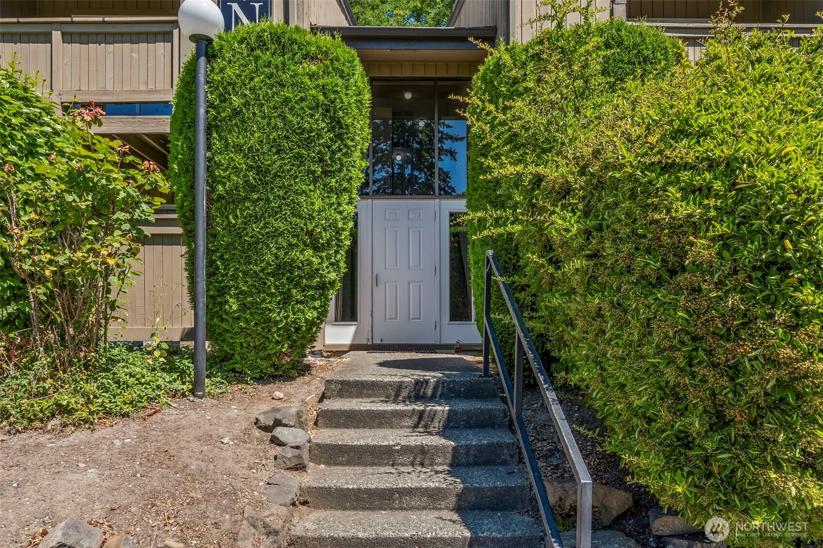 6105 N 16th Street N203