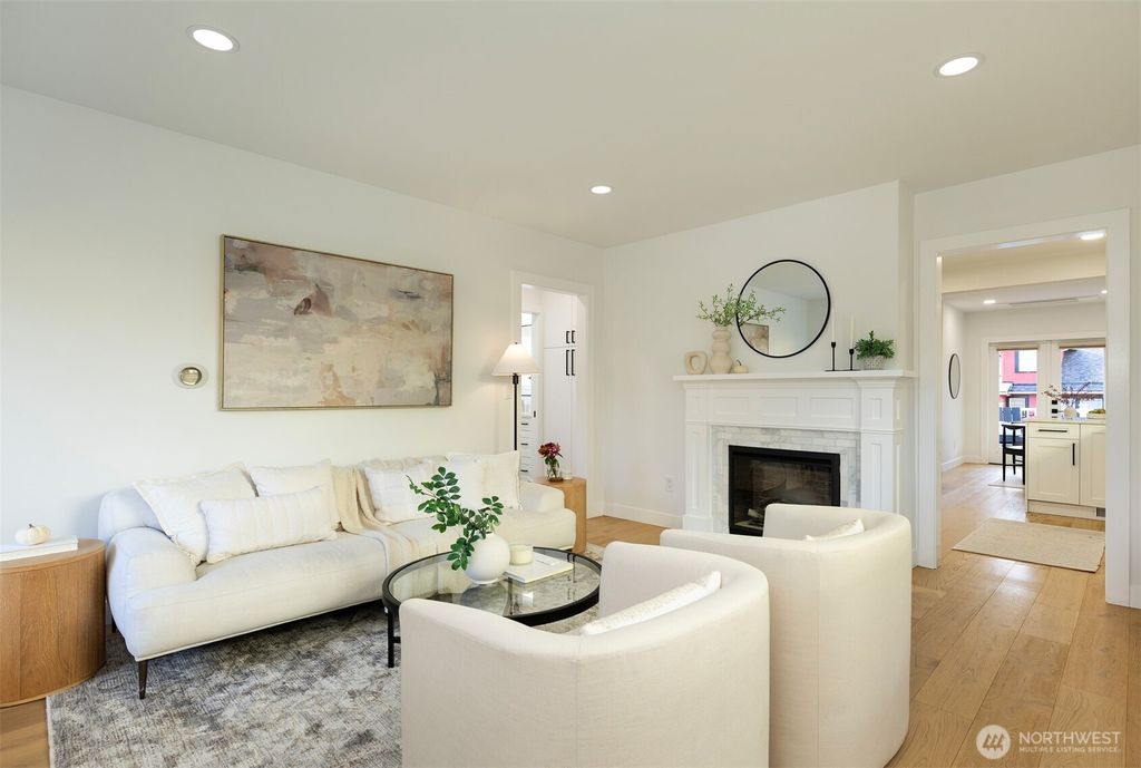 Photo of 4747 Thackeray Place NE, Seattle, WA 98105 (MLS # 2434946)