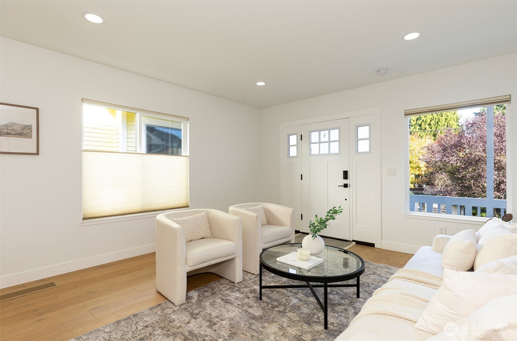 4747 Thackeray Place NE