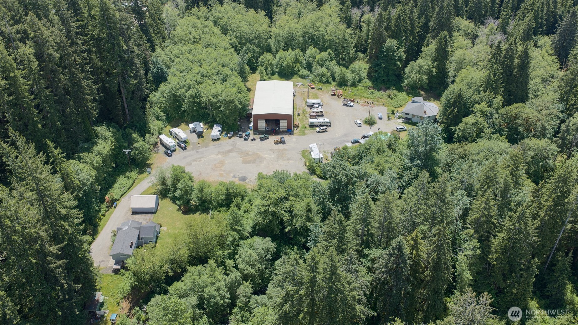 6467 US Highway 101