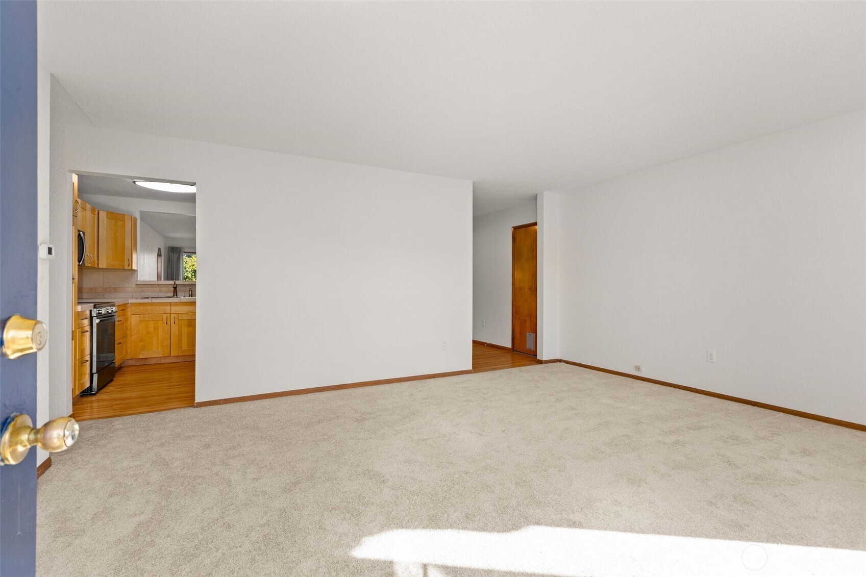 1461 N Bennett Street