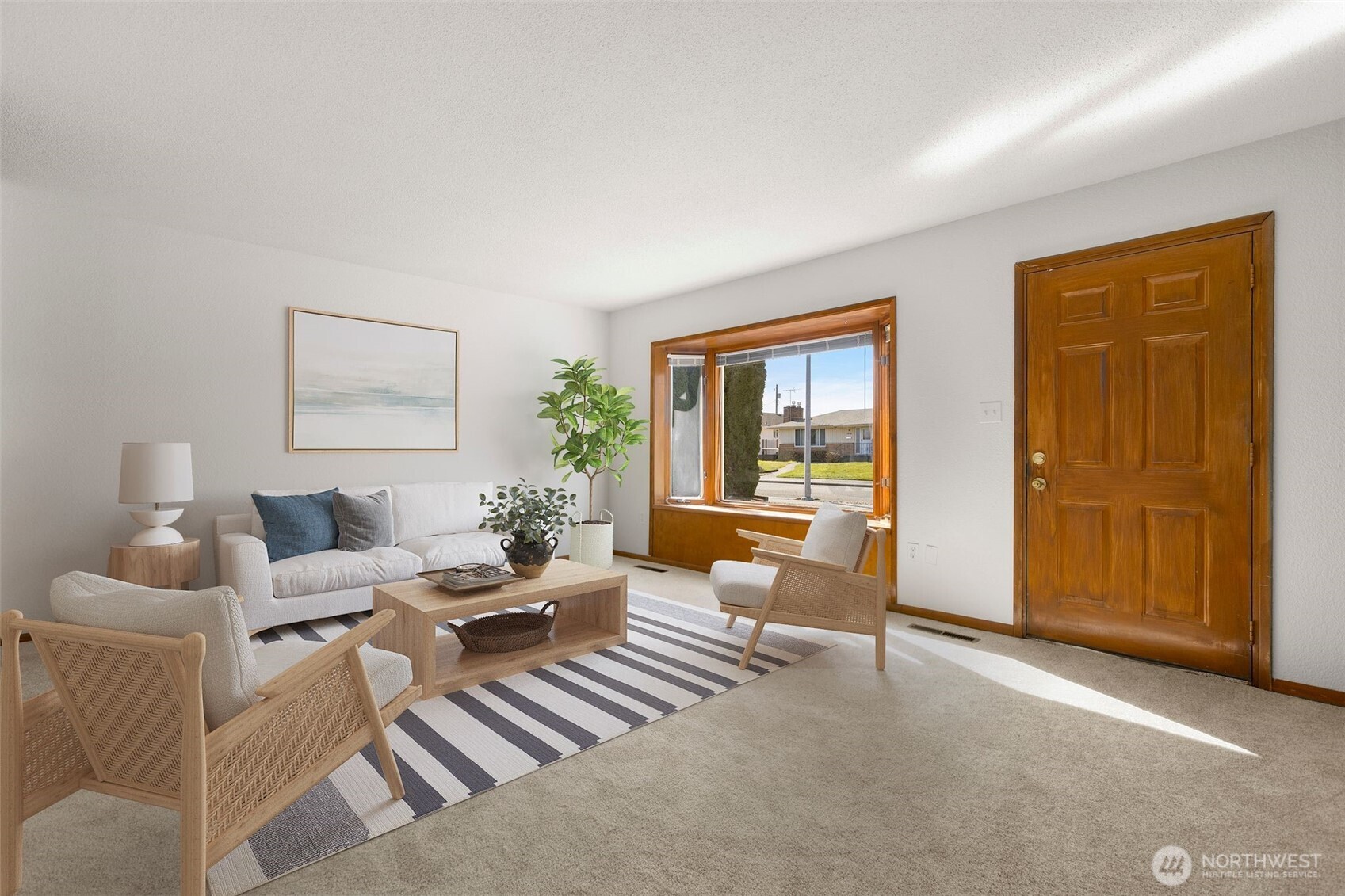 1461 N Bennett Street