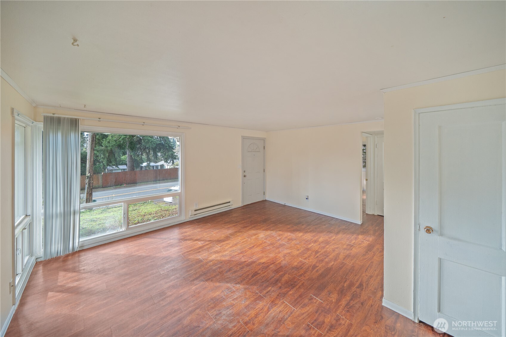 18804 10th Avenue NE