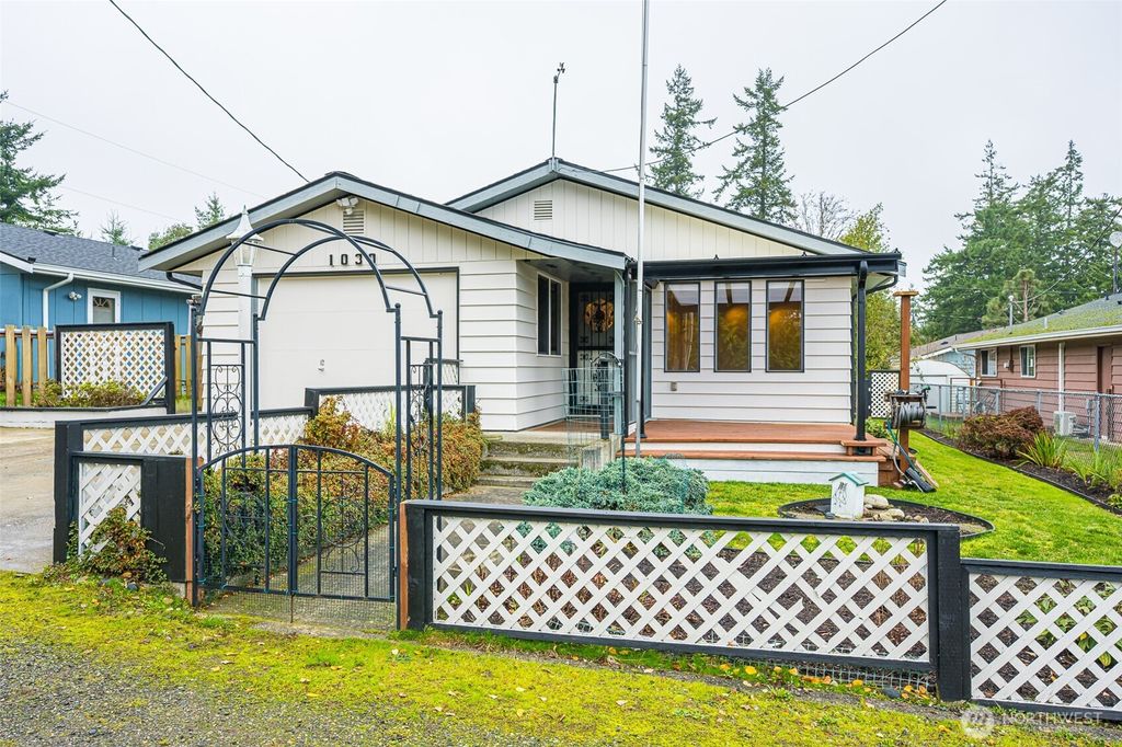 Photo of 1030 11th Street, Port Townsend, WA 98368 (MLS # 2457925)