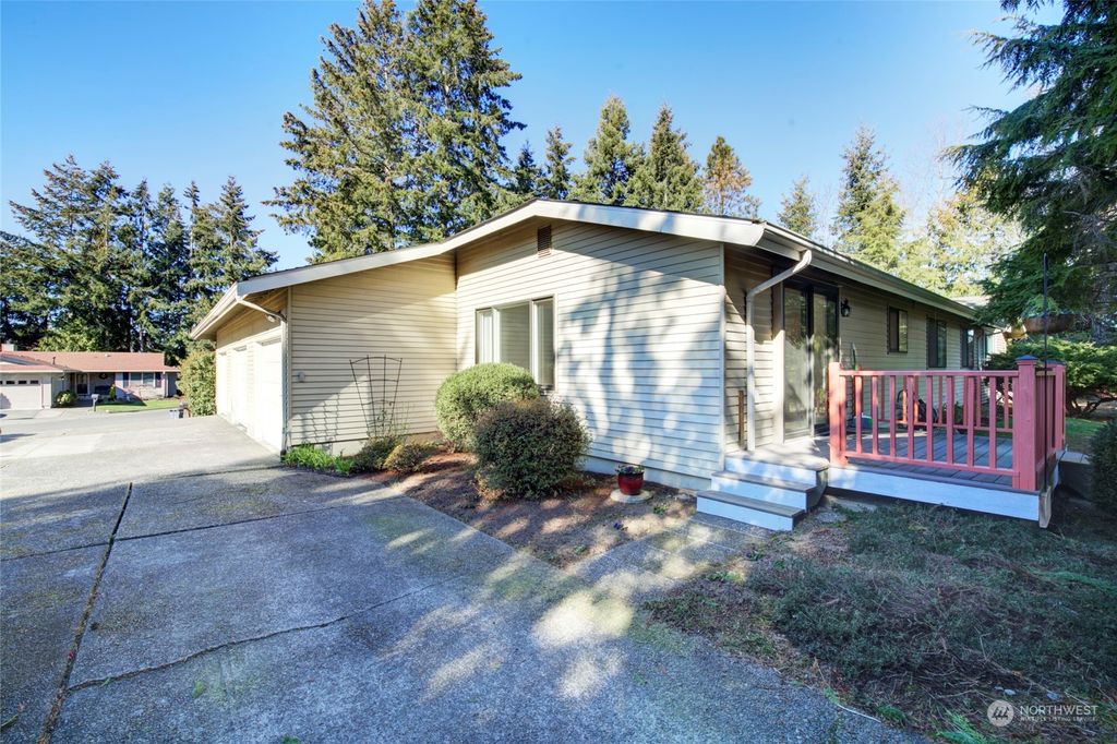 Photo of 24434 13th Avenue S, Des Moines, WA 98198 (MLS # 2039285)