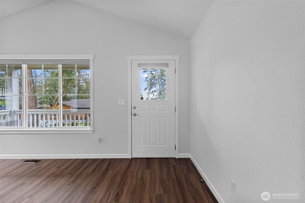 listing image 9363939254012776328