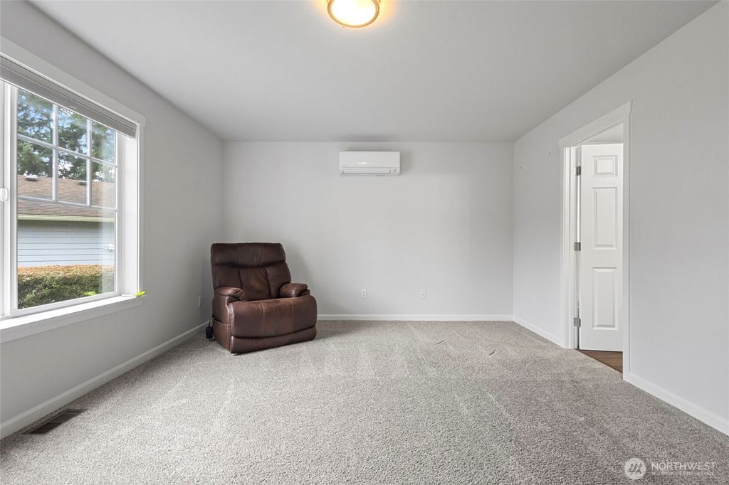 listing image 9368323442566508970