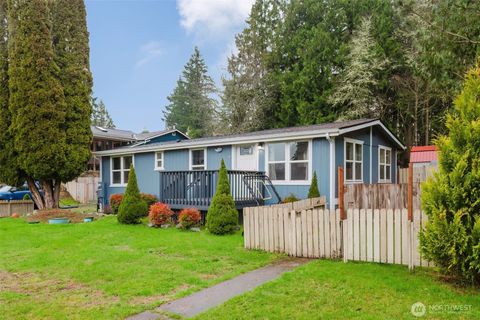 Photo of 2836 Rocky Point Road NW, Bremerton, WA 98312 (MLS # 2465857)
