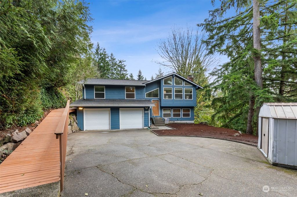 Photo of 4007 231st Place SW, Mountlake Terrace, WA 98043 (MLS # 2312979)
