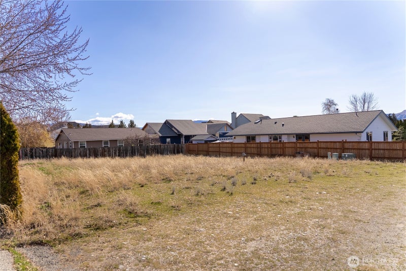 605 Pinyon Place