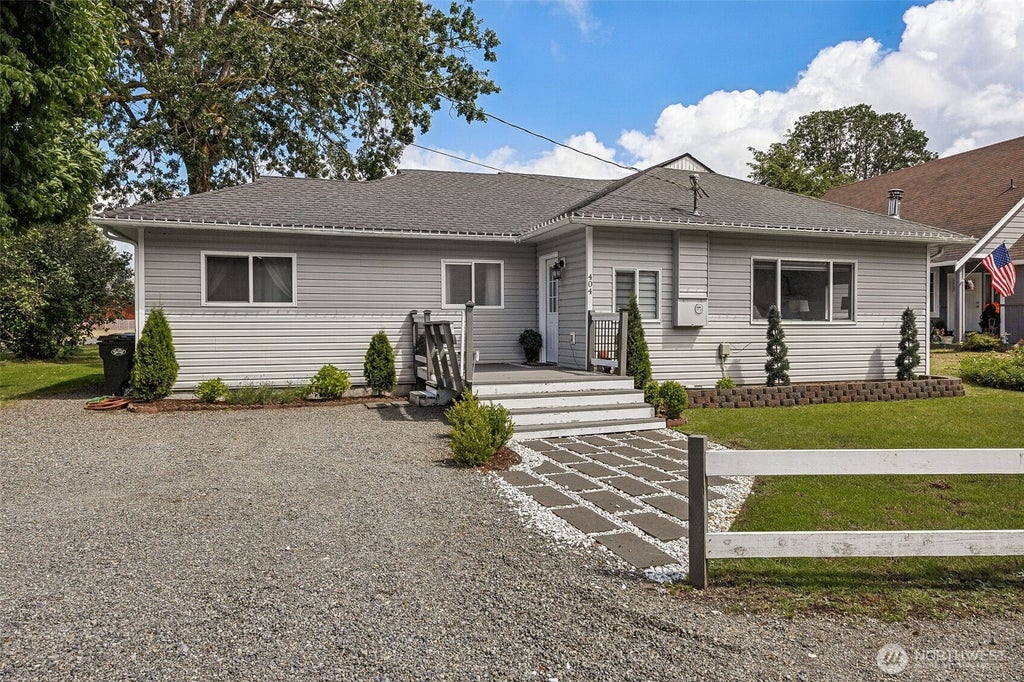 Photo of 404 Nixon Street S, Roy, WA 98580 (MLS # 2540684)
