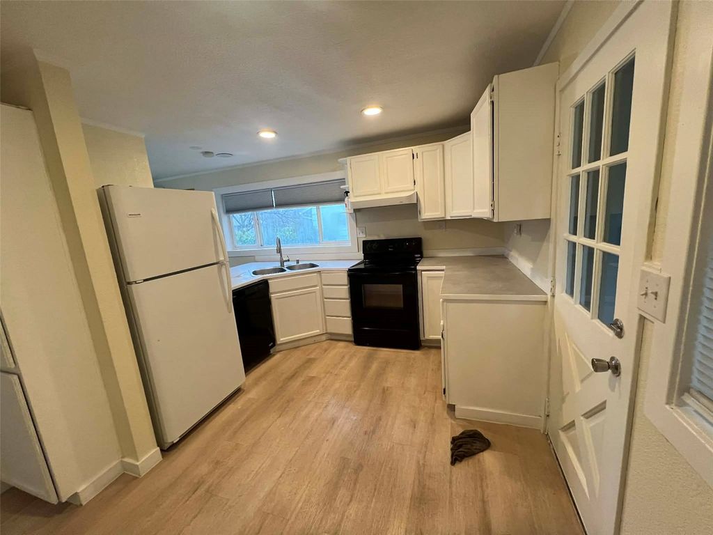 Photo of 150 Lebo Boulevard, Bremerton, WA 98310 (MLS # 2502193)