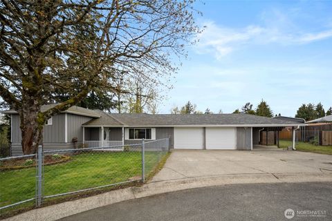 Photo of 11815 SE 206th Street, Kent, WA 98031 (MLS # 2502742)