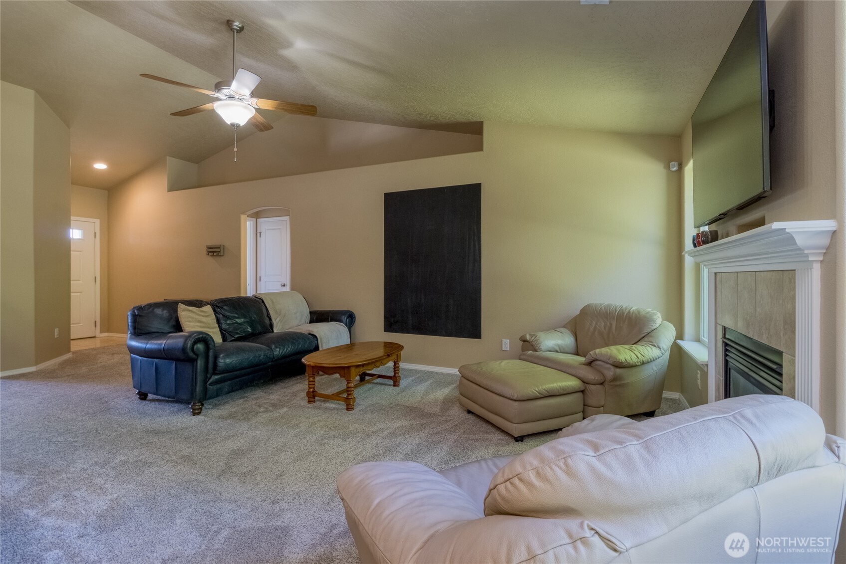 952 Highland Road