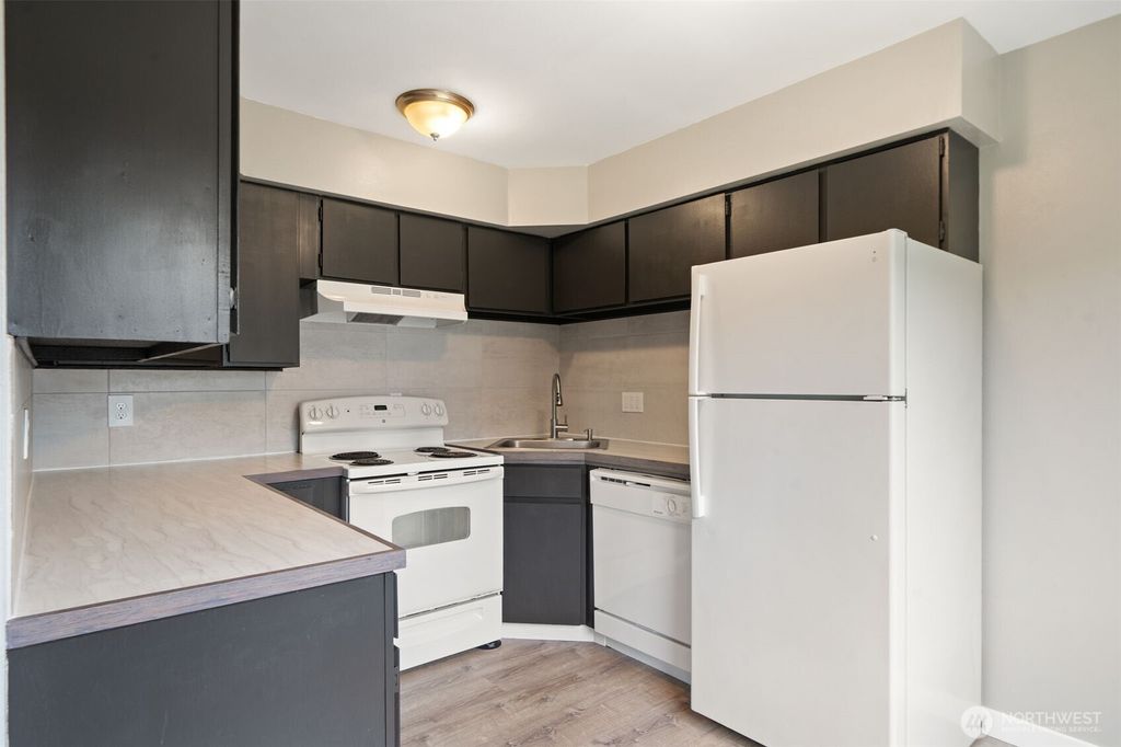 Photo of 2938 E Walnut Street, Port Angeles, WA 98362 (MLS # 2498111)