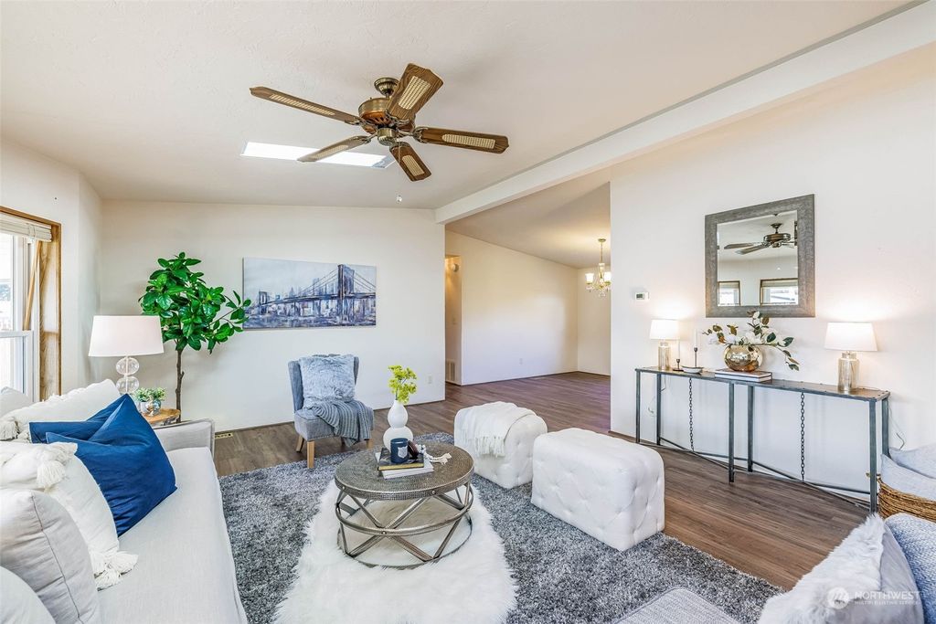 Photo of 11436 SE 208th Street #175, Kent, WA 98031 (MLS # 2039886)