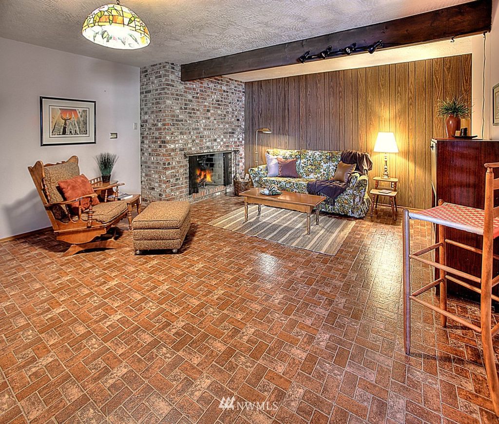 listing image 9365991772740145080