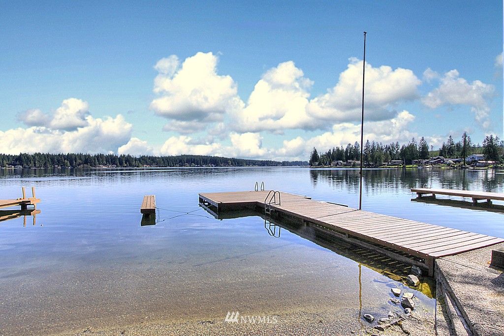 listing image 9367245480552283676