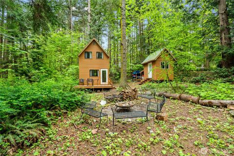 89 Eliza Island Bellingham WA 98226