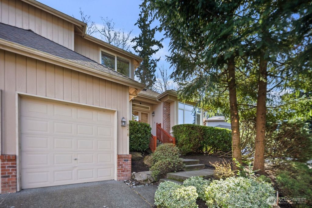 Photo of 8218 126th Place SE, Newcastle, WA 98056 (MLS # 2513583)