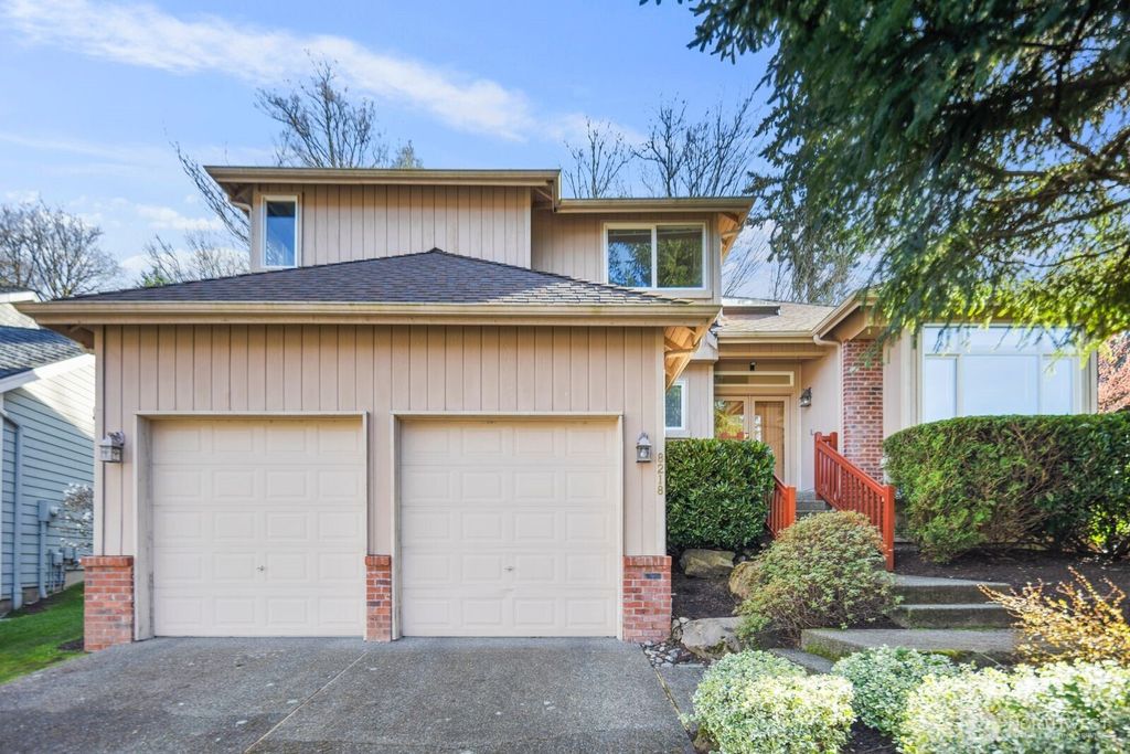 Photo of 8218 126th Place SE, Newcastle, WA 98056 (MLS # 2513583)