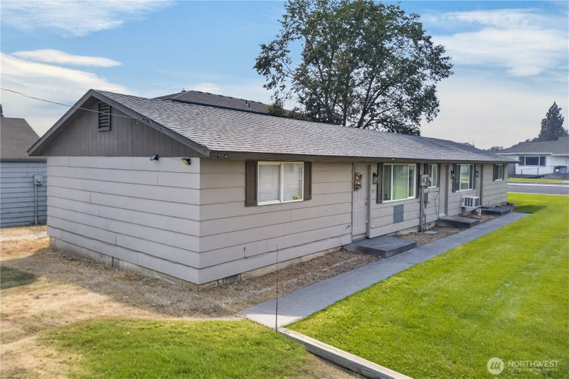 1137 Cascade Avenue