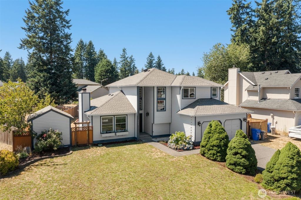 Photo of 25923 188 Avenue SE, Covington, WA 98042 (MLS # 2410366)