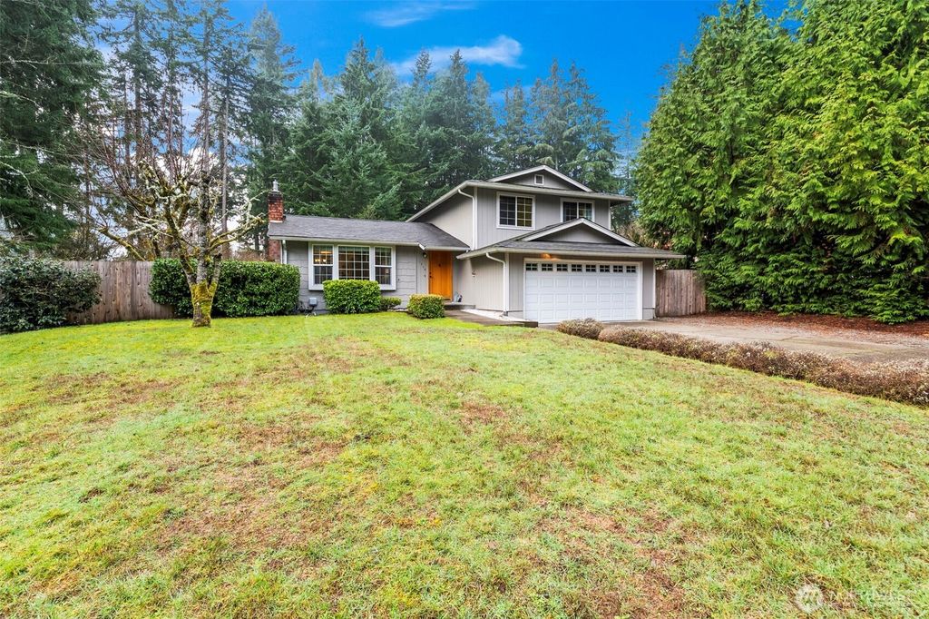 Photo of 1710 112th Street Ct NW, Gig Harbor, WA 98332 (MLS # 2470226)