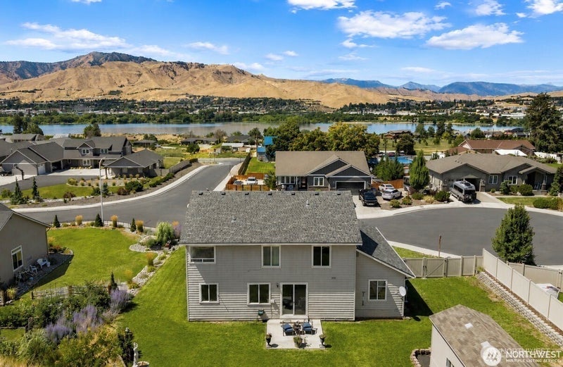 3113 NW Delcon Court