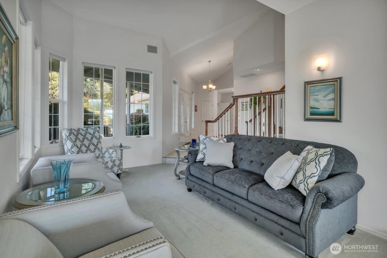 20204 Island Parkway E