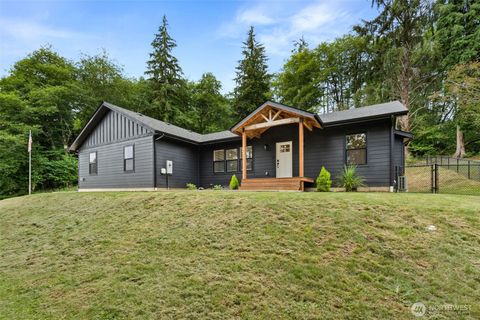 Photo of 763 Harrison Avenue, Raymond, WA 98577 (MLS # 2549456)