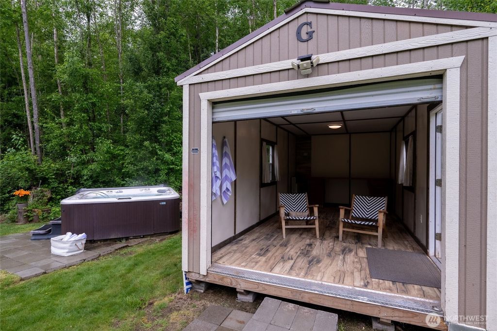 listing image 9368427858493986039
