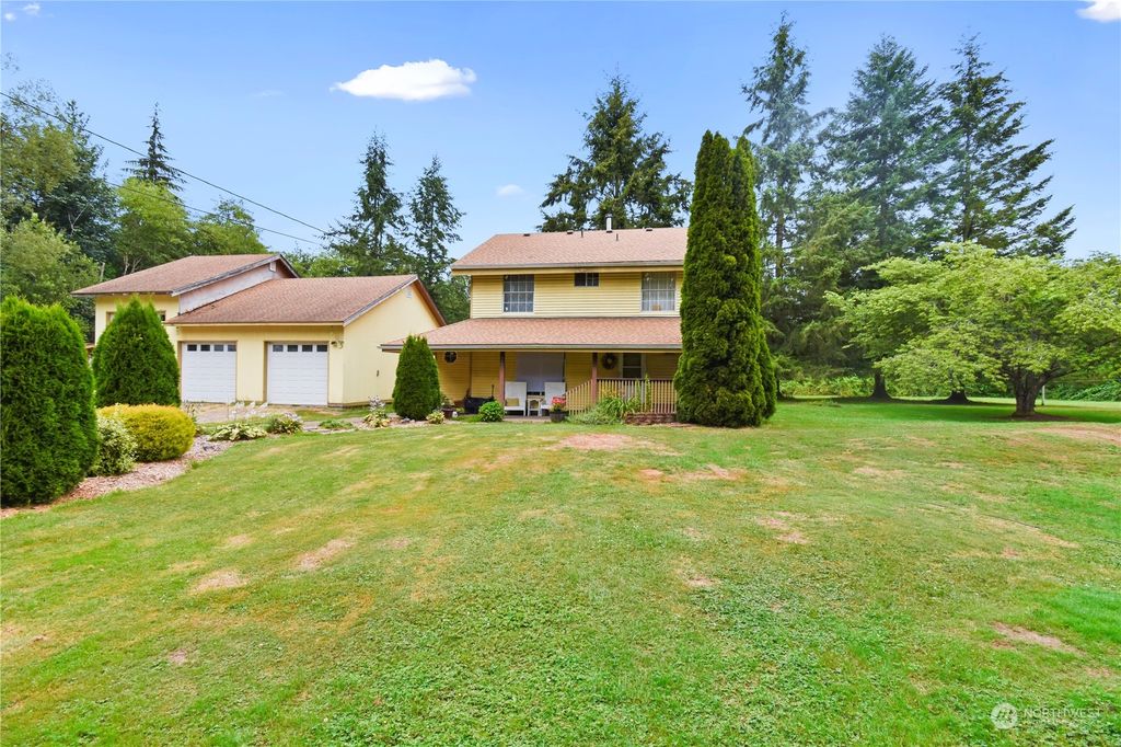 Photo of 703 200th Street NE, Arlington, WA 98223 (MLS # 2268772)