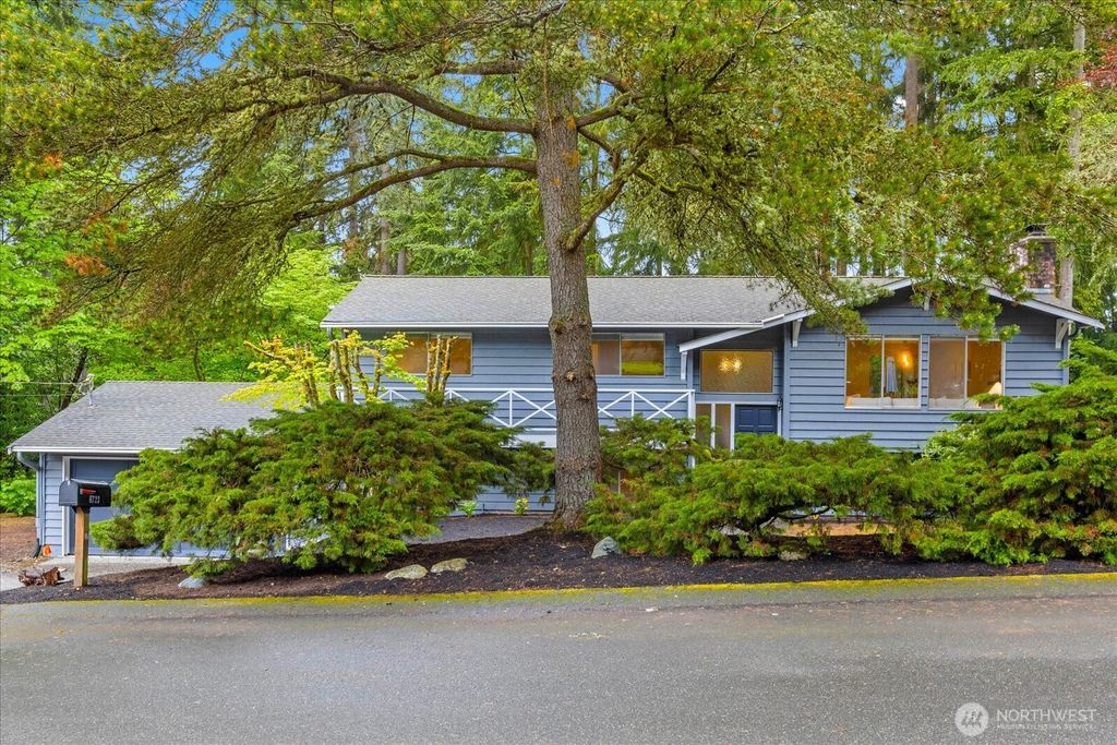 Photo of 6723 158th Place SW, Edmonds, WA 98026 (MLS # 2523028)
