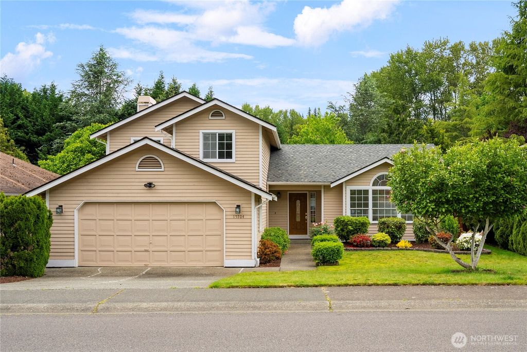 Photo of 15704 SE 156th Street, Renton, WA 98058 (MLS # 2378389)